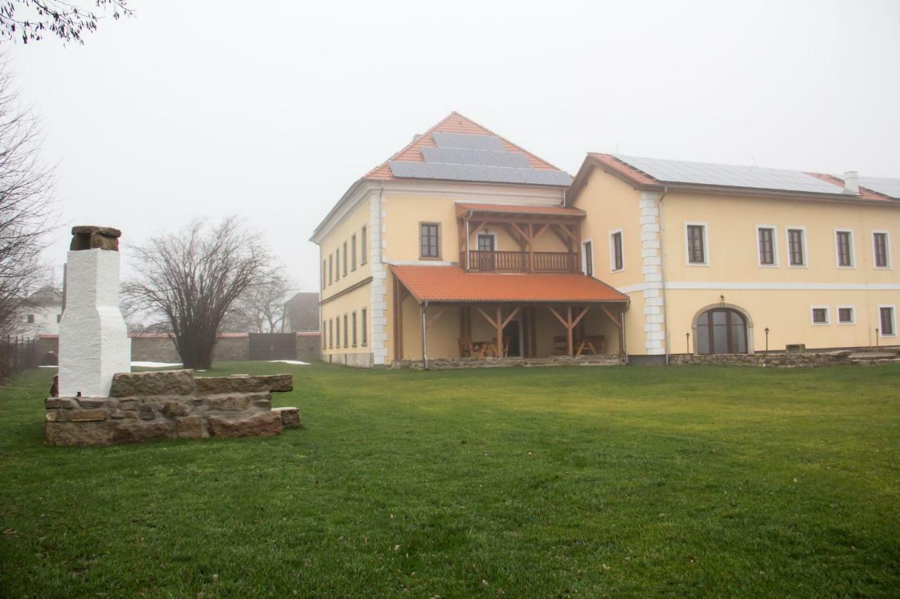 Penzion Hurky Nova Bystrice Exterior photo